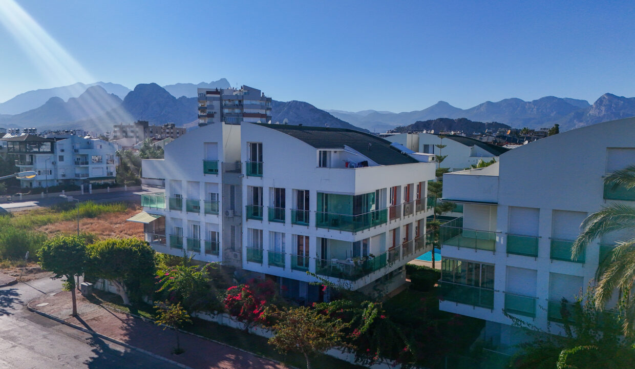 DJI_20241023160415_0066_D