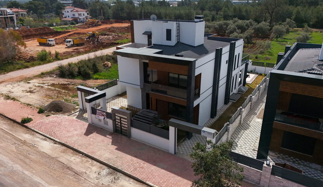 DJI_20250327105011_0016_D