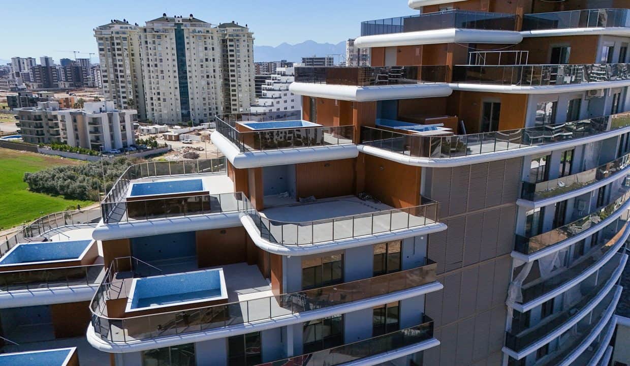 DJI_20250307122141_0009_D