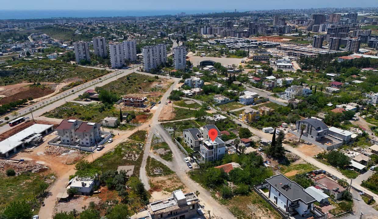 DJI_20250421123653_0005_D