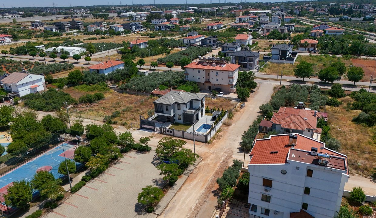 DJI_20250611141713_0022_D