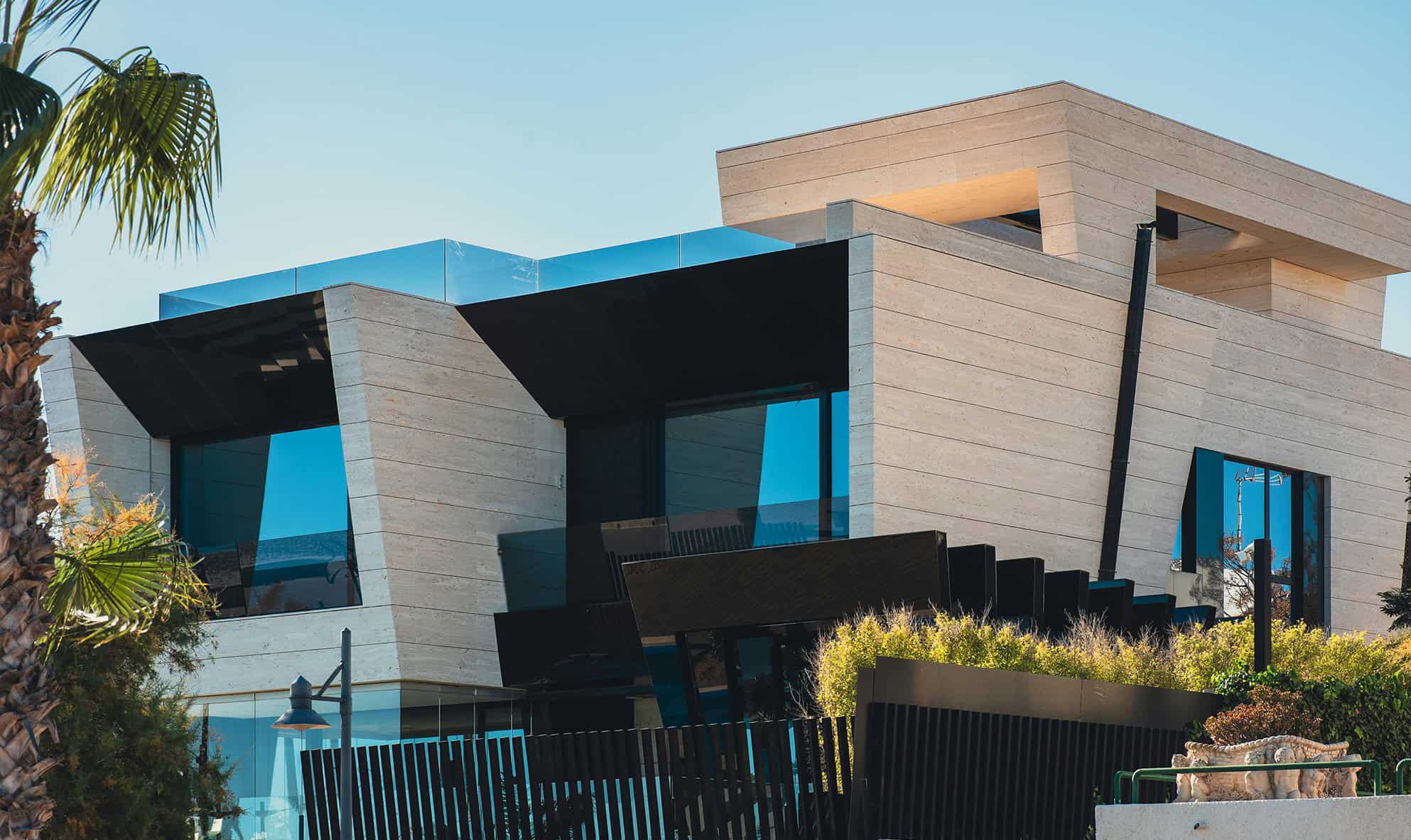 Antalya’da Lüks Villa Satın Almak İçin En Doğru Zaman Ne Zaman? 8 antalya-luks-villa-3