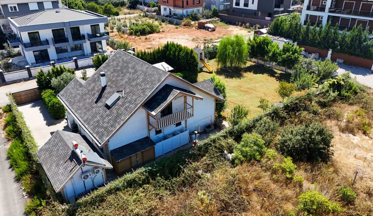 DJI_20250904114645_0004_D