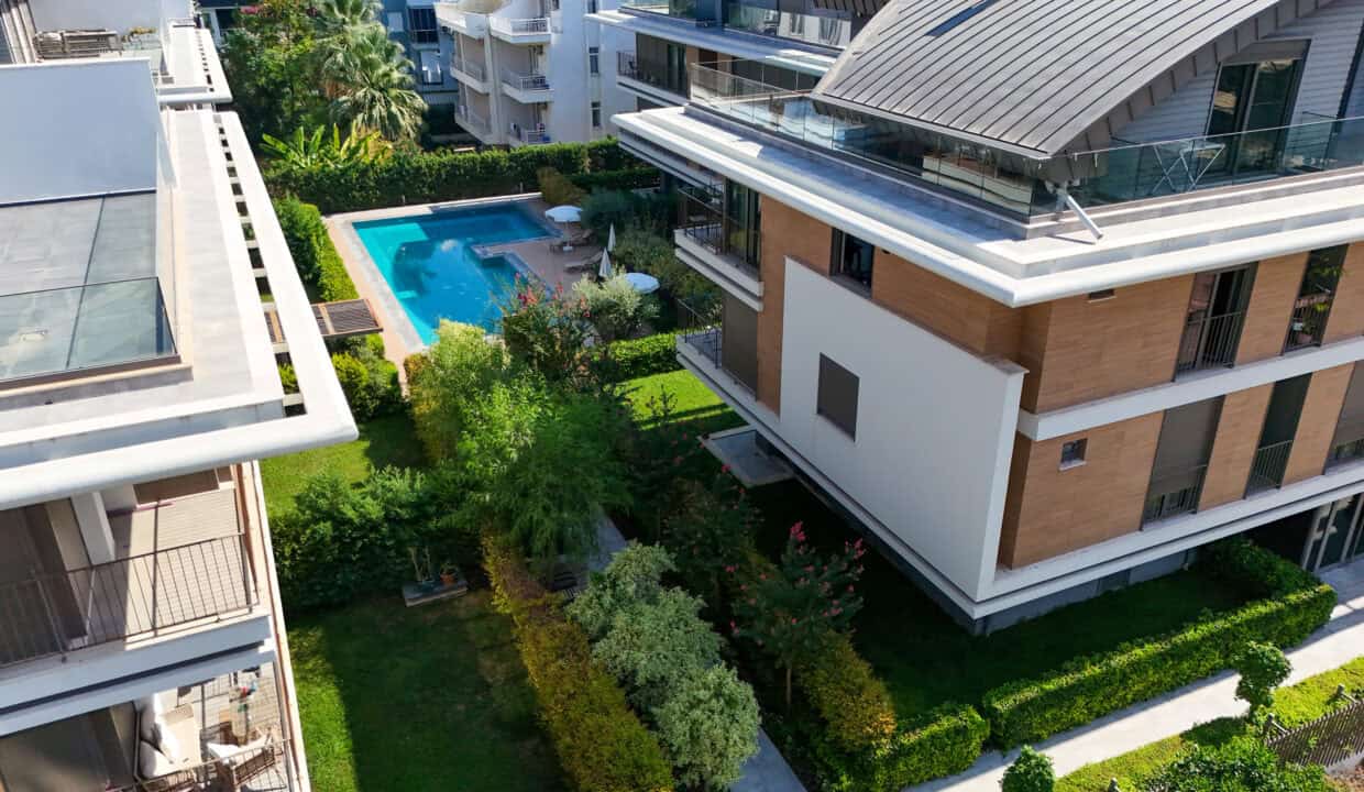 DJI_20250916104102_0015_D