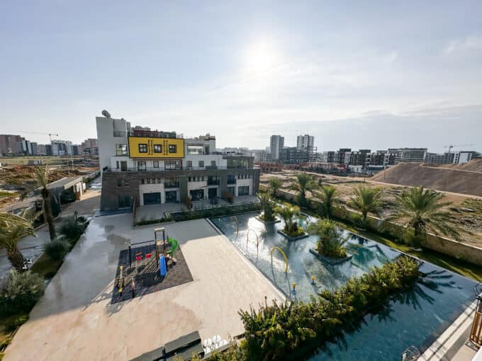 ALTINTAŞ TK-77 SİTESİNDE HAVUZ CEPHE 2+1 DAİRE