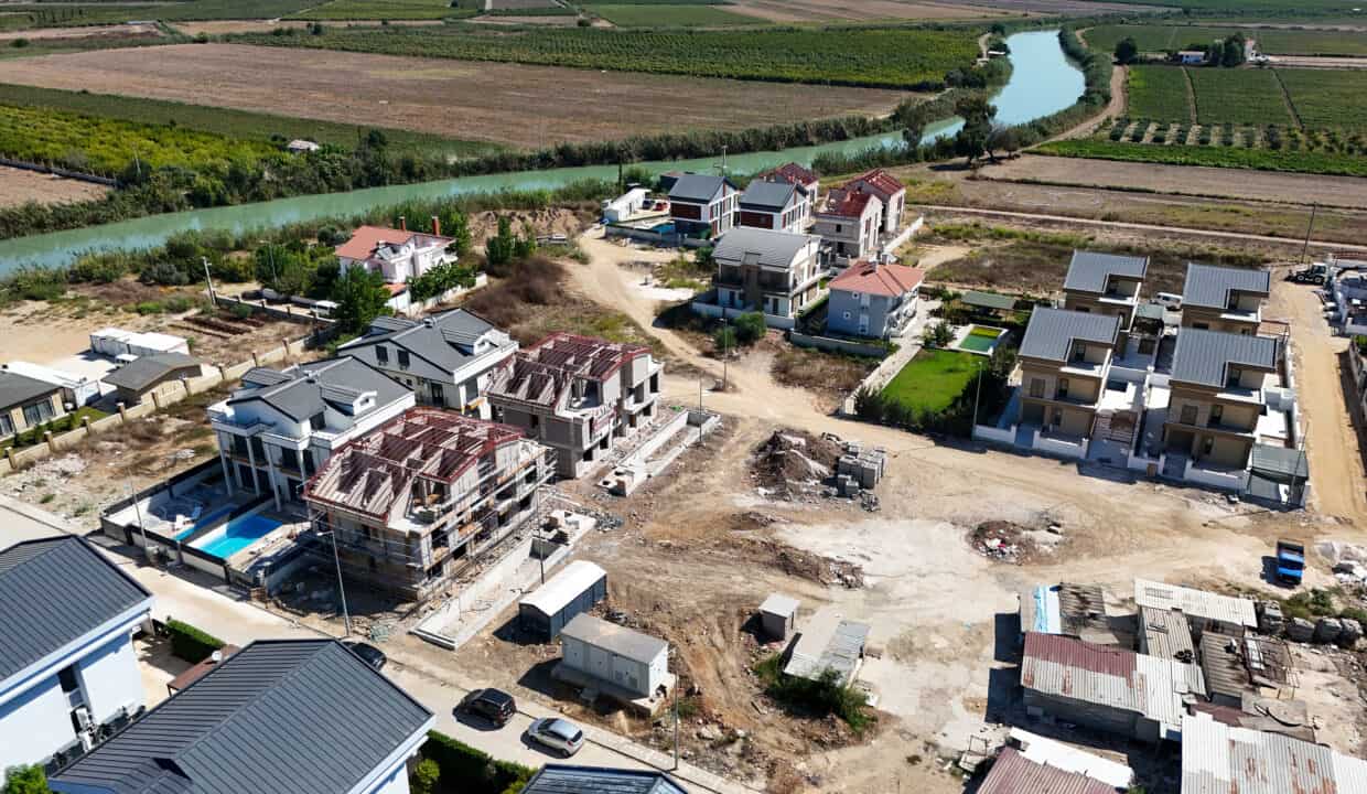 DJI_20250918111301_0008_D