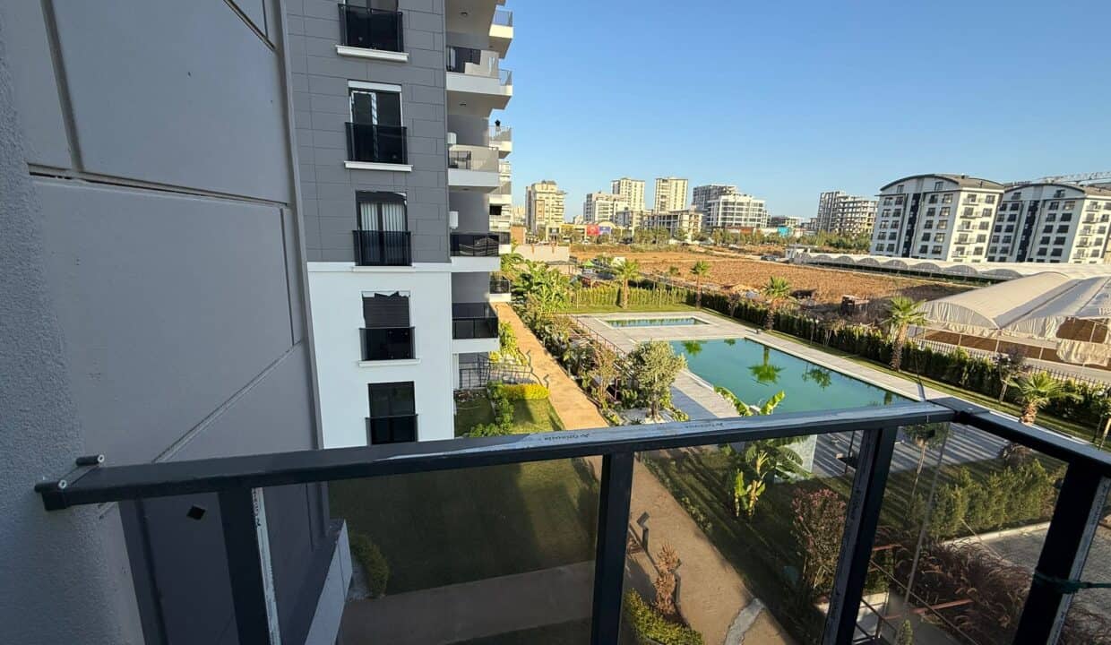 PHOTO-2025-10-13-11-38-04