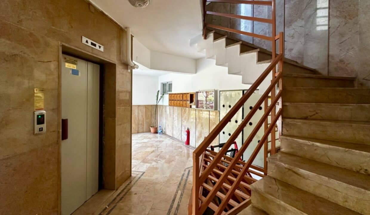 WhatsApp Image 2025-10-15 at 13.01.44 (1)