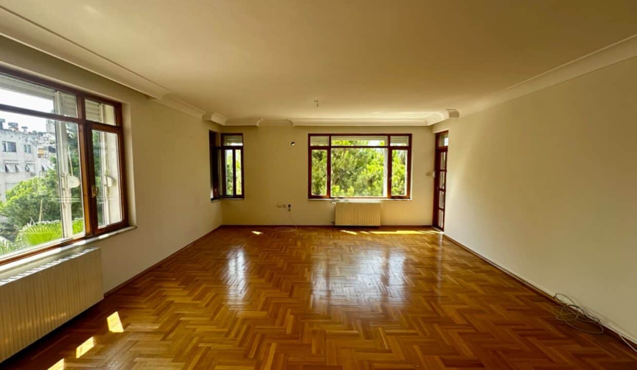 WhatsApp Image 2025-10-15 at 13.01.44 (7)