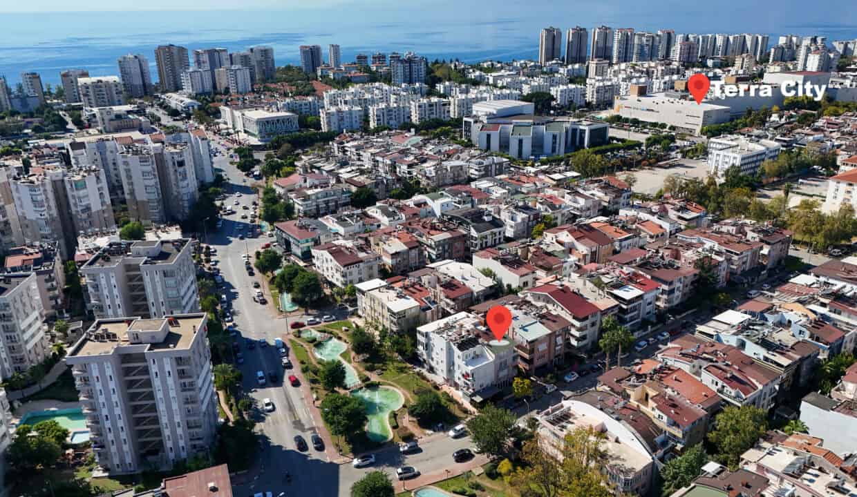 DJI_20251015112303_0004_D