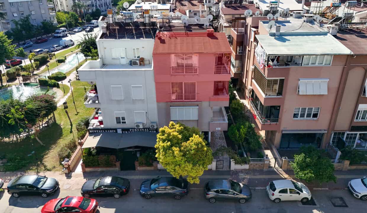 DJI_20251015112359_0007_D