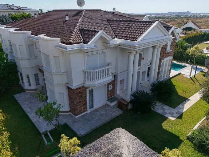 🌿 Flora Garden Villaları | Antalya Kemerağzı’nda Lüks ve Doğayı Bir Arada Yaşayın