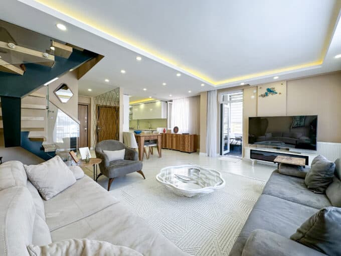 Antalya Fener Mahallesi’nde Satılık Özel Tasarım Full Eşyalı Dubleks